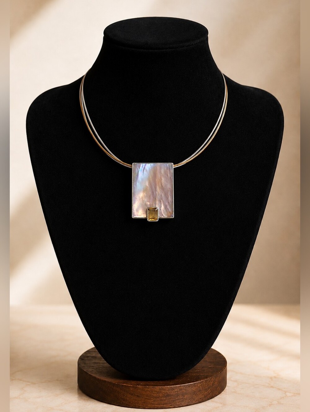 MARTA HOWELL 925 STERLING SILVER BLACK LIP OYSTER SHELL CITRINE COLLAR NECKLACE